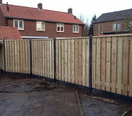 Hout beton budget schutting